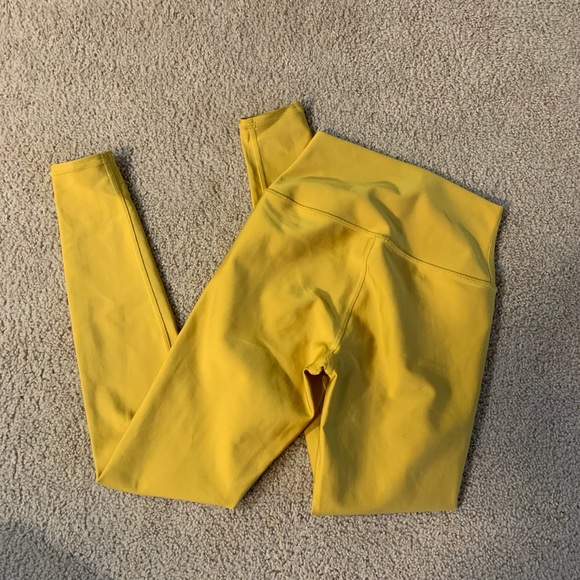 ALO Yoga Pants - Alo yoga legging airbrush yellow sunburst small ALO Yoga Pants - Alo yoga legging airbrush yellow sunburst small